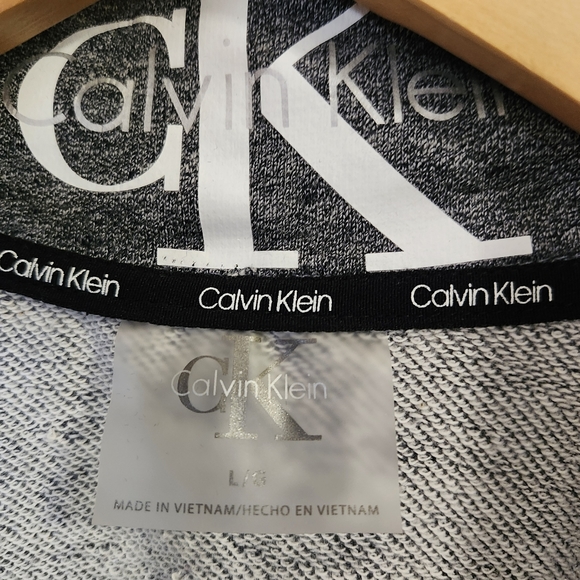 Calvin Klein Quarter Zip Crop Sweatshirt - Picture 3 of 9
